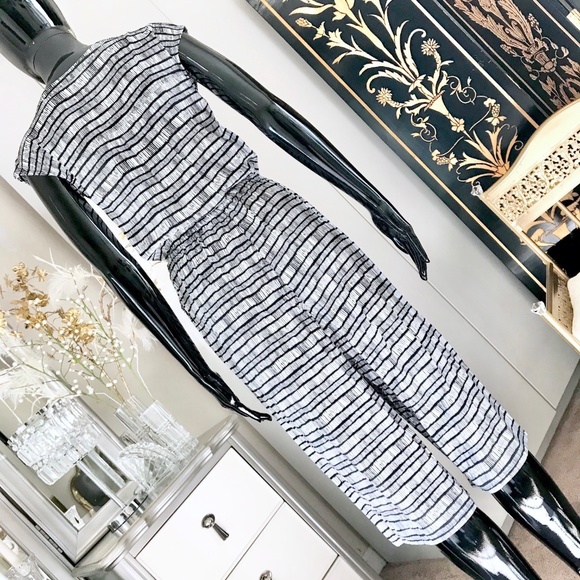 Jumpsuit XS - Picture 5 of 7